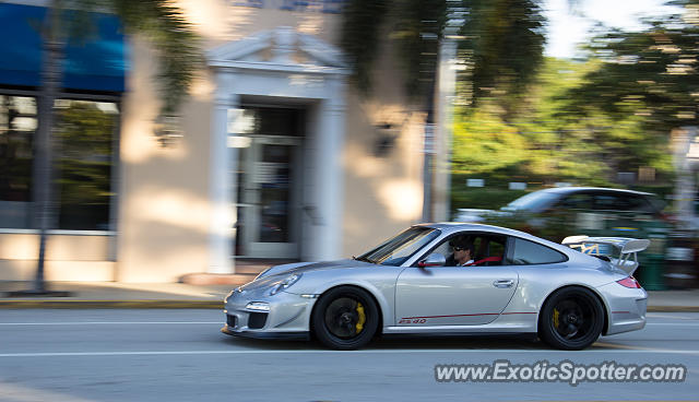 Porsche 911 GT3 spotted in Palm Beach, Florida