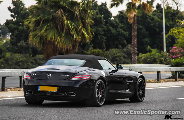 Mercedes SLS AMG spotted in Herzeliya, Israel