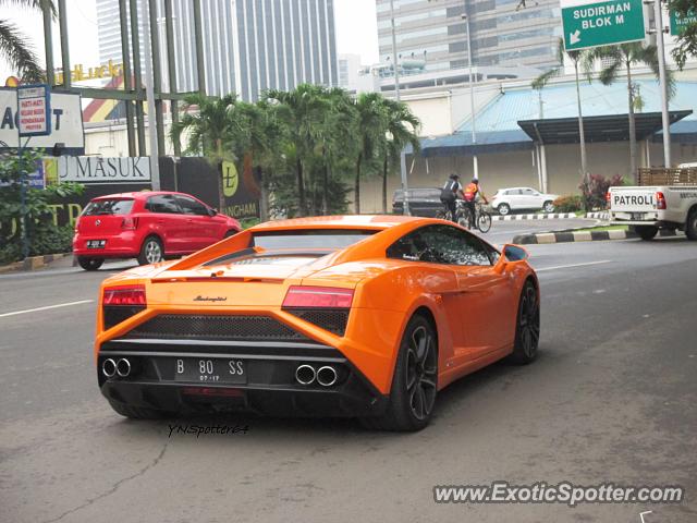 Lamborghini Gallardo spotted in Jakarta, Indonesia