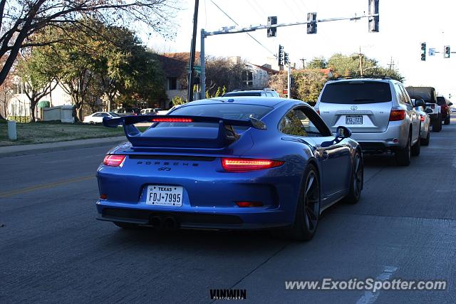 Porsche 911 GT3 spotted in Dallas, Texas