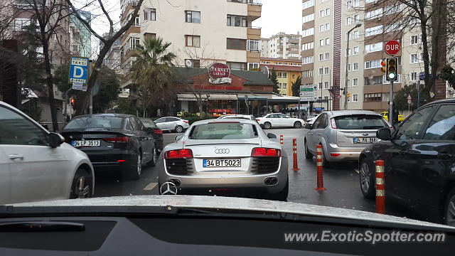 Audi R8 spotted in Istanbul, Turkey