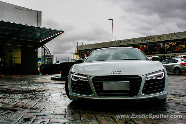 Audi R8 spotted in São Paulo, Brazil