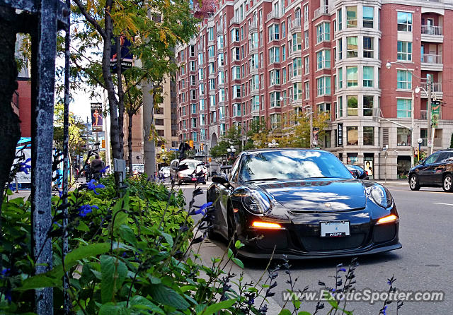 Porsche 911 GT3 spotted in Toronto, Ontario, Canada