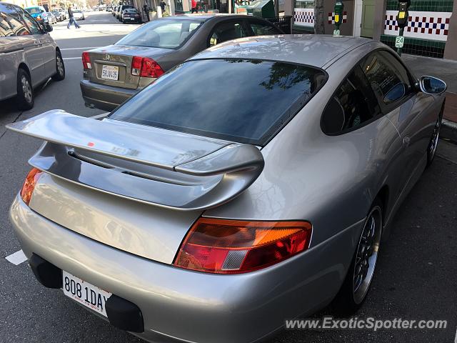 Porsche 911 GT3 spotted in San Mateo, California