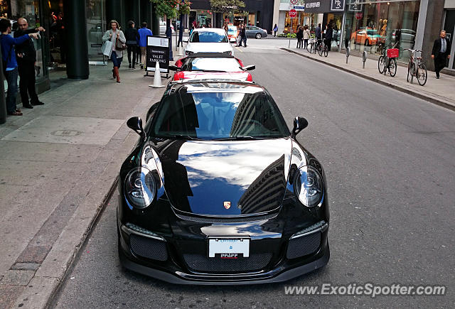 Porsche 911 GT3 spotted in Toronto, Ontario, Canada