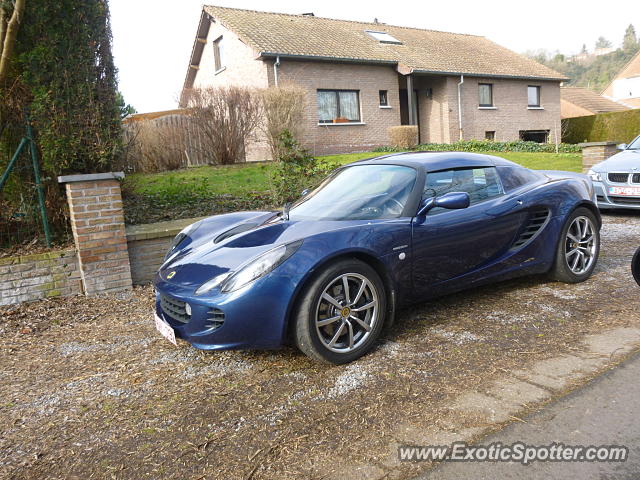 Lotus Elise spotted in Liège, Belgium