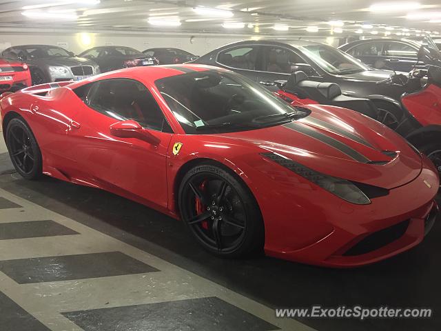 Ferrari 458 Italia spotted in Paris, France