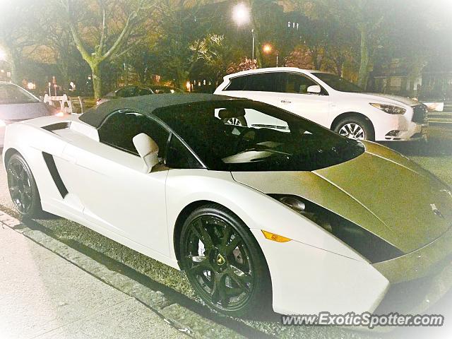 Lamborghini Gallardo spotted in Brooklyn, New York