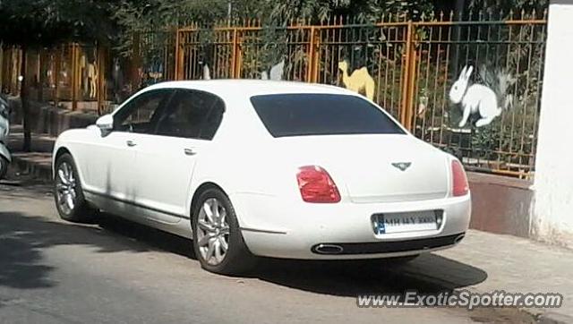 Bentley Continental spotted in Mumbai, India