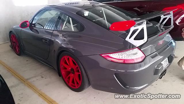 Porsche 911 GT3 spotted in Austin, Texas