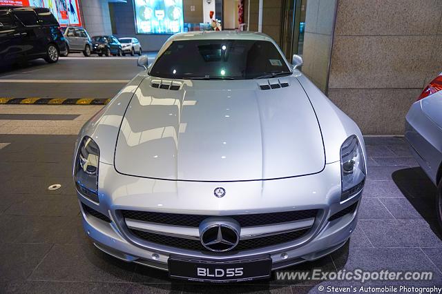 Mercedes SLS AMG spotted in Kuala Lumpur, Malaysia