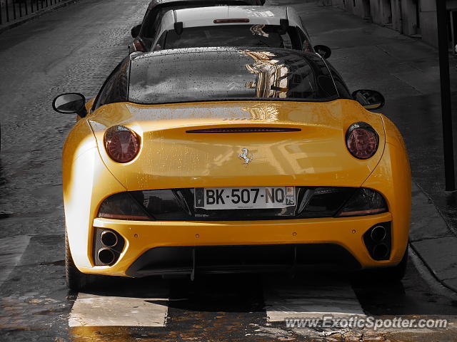 Ferrari California spotted in Paris, France