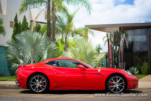 Ferrari California spotted in Brasilia, Brazil