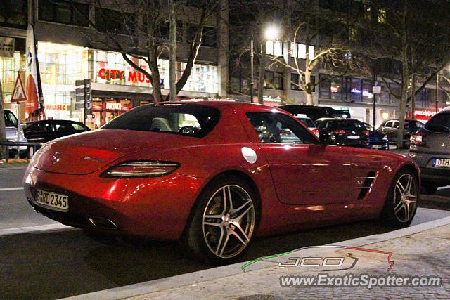 Mercedes SLS AMG spotted in Berlin, Germany