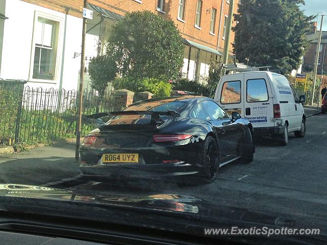 Porsche 911 GT3 spotted in Reading, United Kingdom