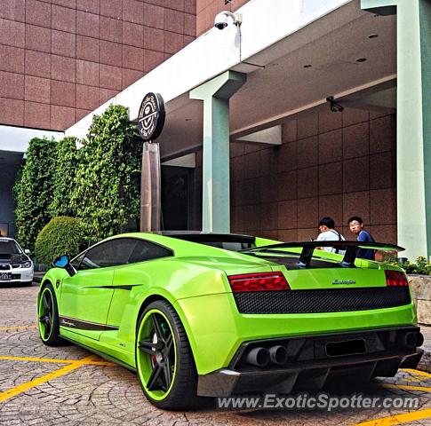 Lamborghini Gallardo spotted in Singapore, Singapore