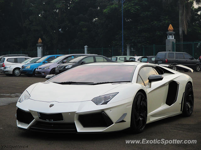 Lamborghini Aventador spotted in Jakarta, Indonesia