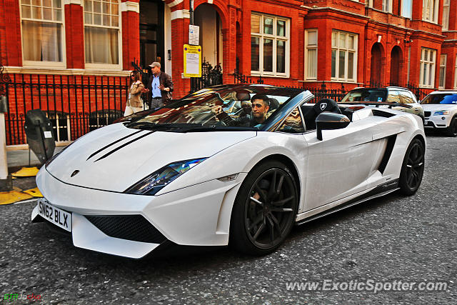 Lamborghini Gallardo spotted in London, United Kingdom