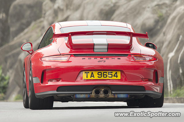 Porsche 911 GT3 spotted in Hong Kong, China