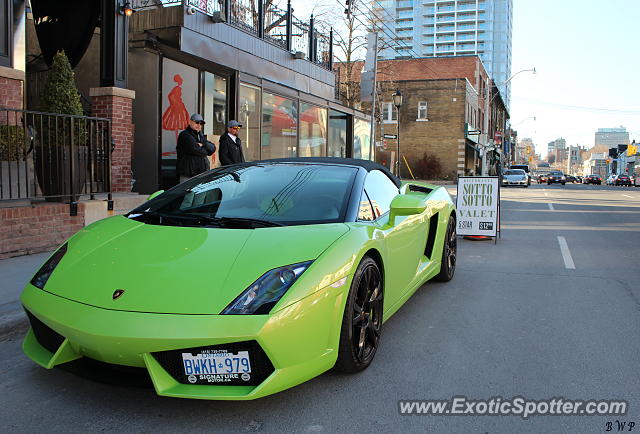 Lamborghini Gallardo spotted in Toronto, Canada