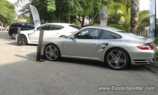 Porsche 911 Turbo spotted in Barcelona, Spain