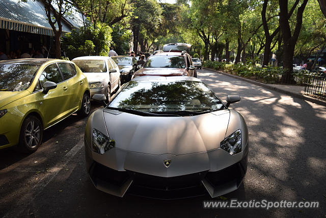 Lamborghini Aventador spotted in Mexico City, Mexico