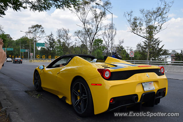 Ferrari 458 Italia spotted in Mexico City, Mexico