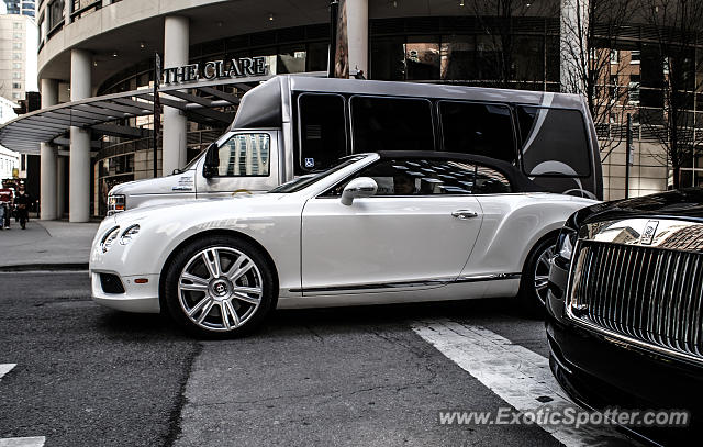 Bentley Continental spotted in Chicago, Illinois