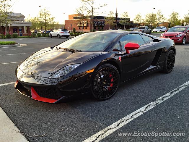 Lamborghini Gallardo spotted in Dulles, Virginia