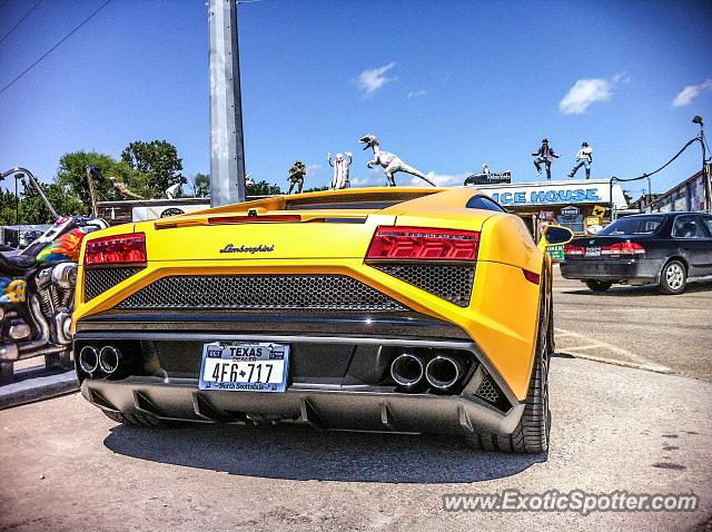 Lamborghini Gallardo spotted in Dallas, Texas