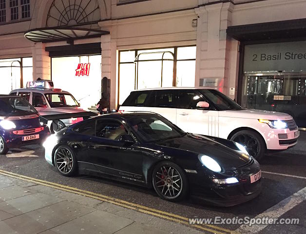 Porsche 911 GT3 spotted in London, United Kingdom