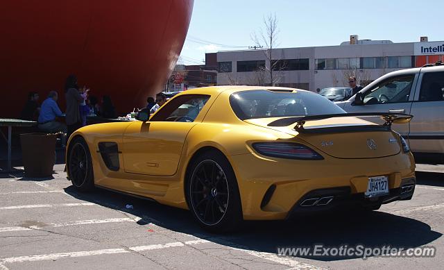 Mercedes SLS AMG spotted in Montreal, Canada