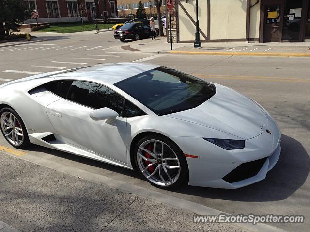 Lamborghini Huracan spotted in Birmingham, Michigan