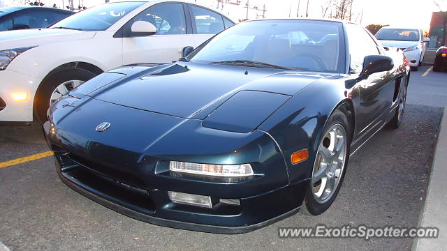 Acura NSX spotted in Boucherville, Canada