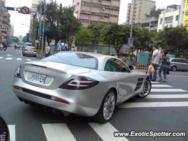 Mercedes SLR spotted in Taipei, Taiwan