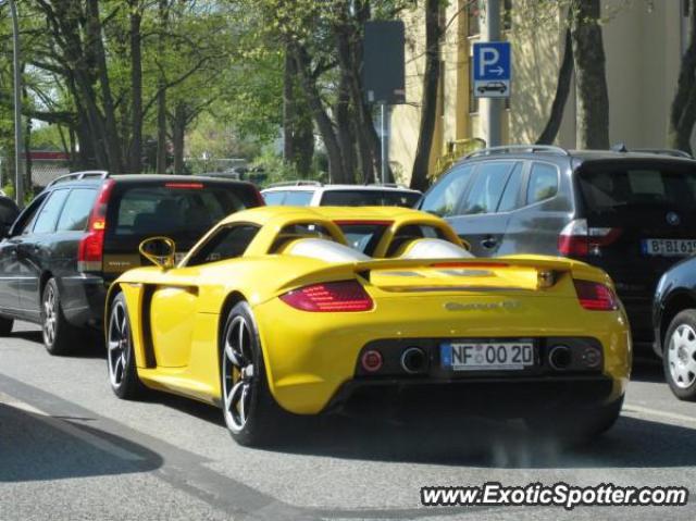 Porsche Carrera GT spotted in Hamburg, Germany