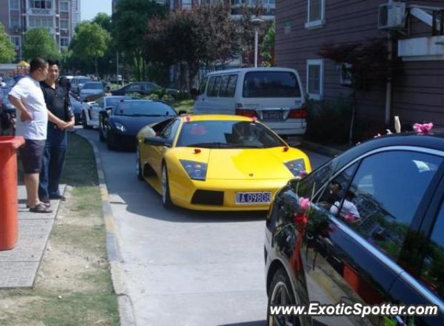 Lamborghini Murcielago spotted in Suzhou, China