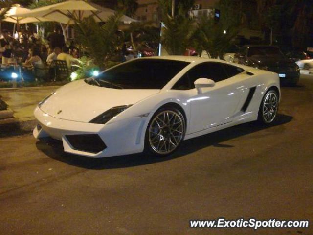 Lamborghini Gallardo spotted in Damascus, Syria