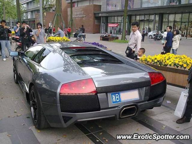 Lamborghini Murcielago spotted in NingBo, China