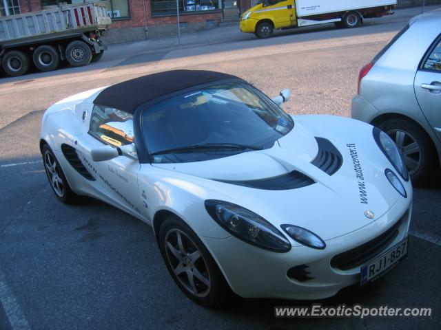 Lotus Elise spotted in Helsinki, Finland