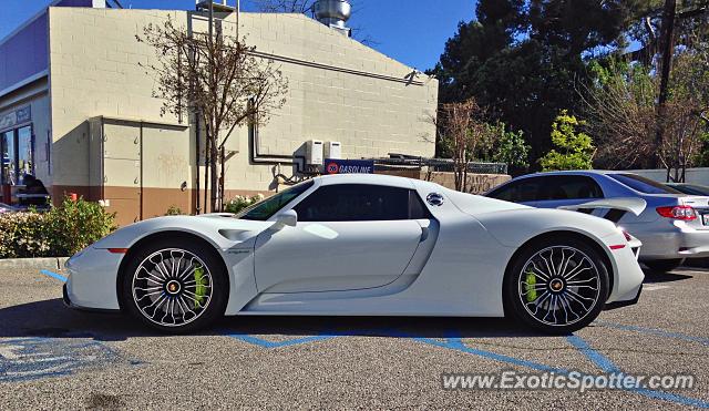 Porsche 918 Spyder spotted in Encino, California