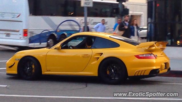 Porsche 911 GT2 spotted in Beverly Hills, California