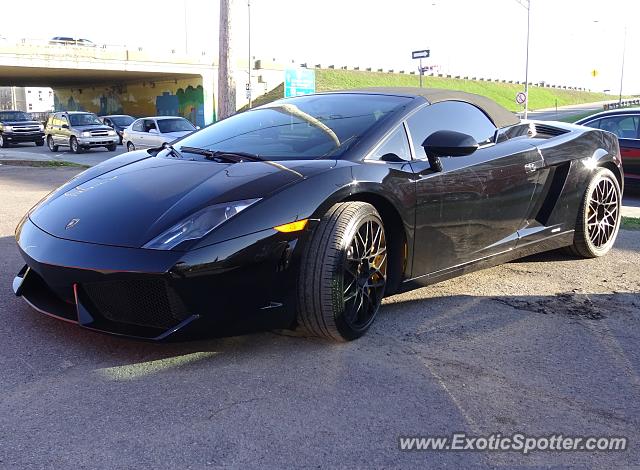 Lamborghini Gallardo spotted in Quebec, Canada