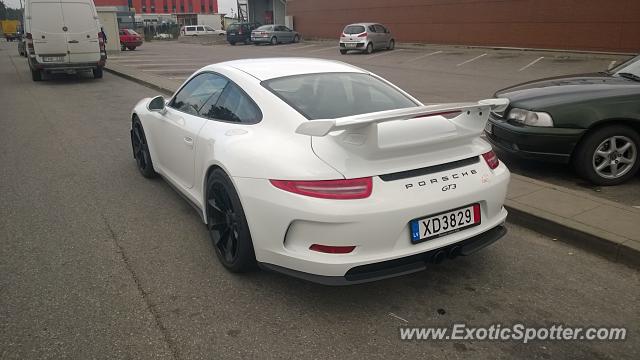 Porsche 911 GT3 spotted in Vilnius, Lithuania