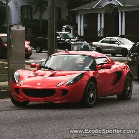 Lotus Elise spotted in Marietta, Georgia