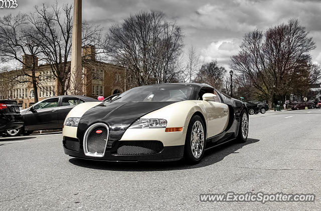 Bugatti Veyron spotted in Greenwich, Connecticut