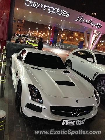 Mercedes SLS AMG spotted in Dubai, United Arab Emirates