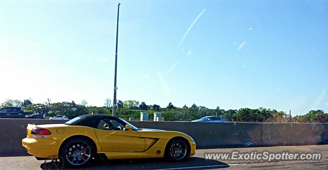 Dodge Viper spotted in Etobicoke, Canada