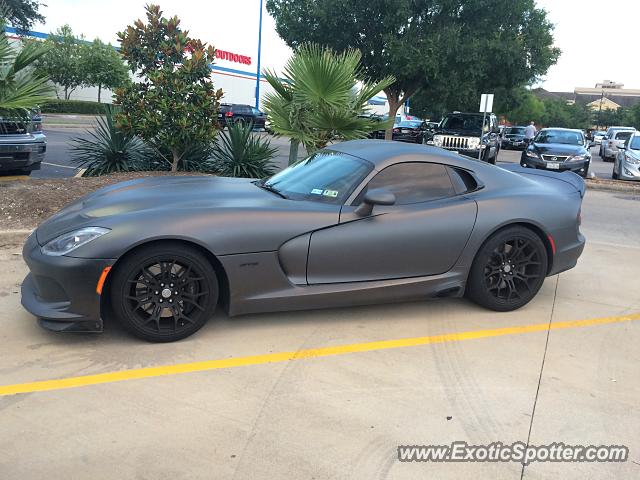 Dodge Viper spotted in Houston, Texas