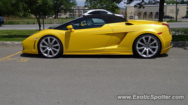 Lamborghini Gallardo spotted in Québec, Canada